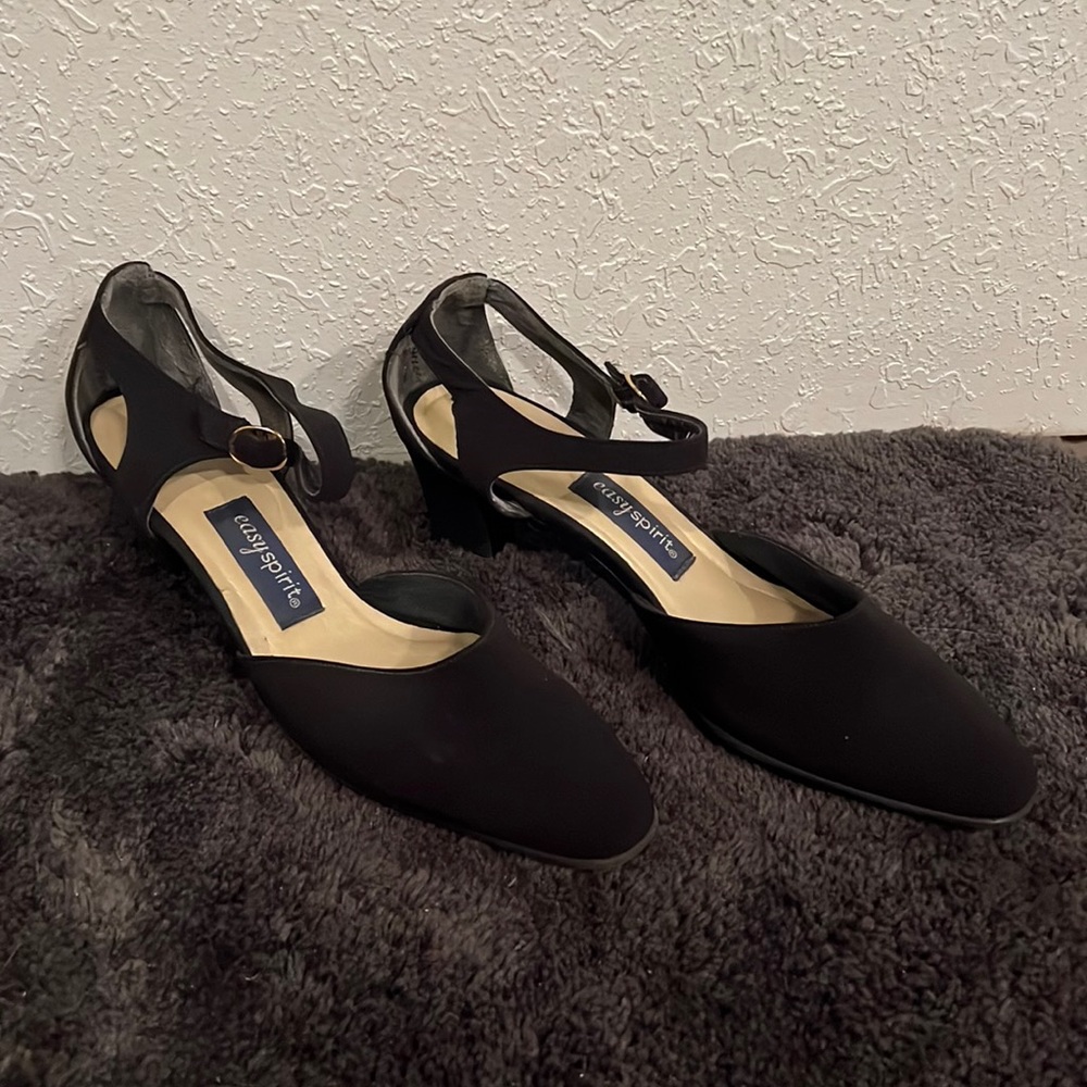 Black Easy Spirit heels
